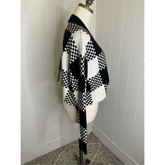 Cider Women's Medium Black White Checkerboard Print Oversized Cropped Cardigan - Picture 3 of 10